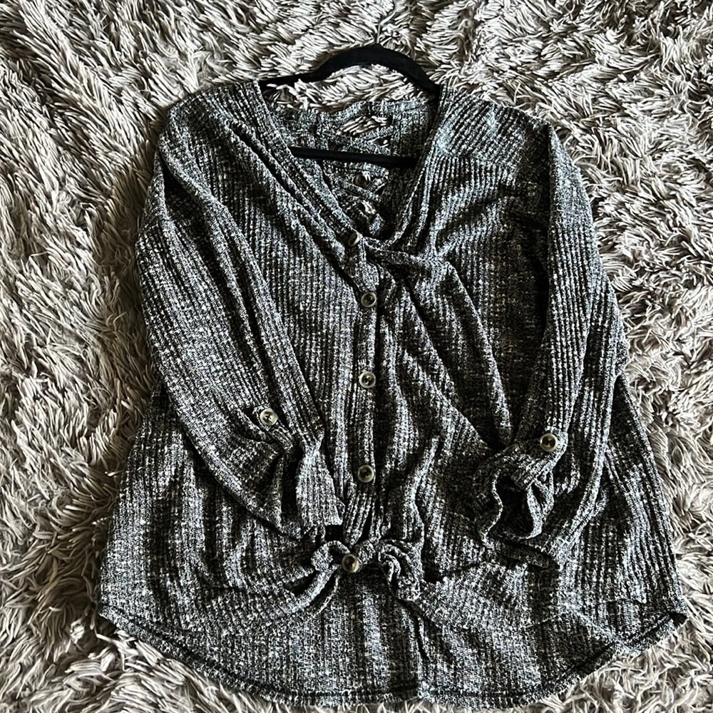 Crosshatch back design long sleeve